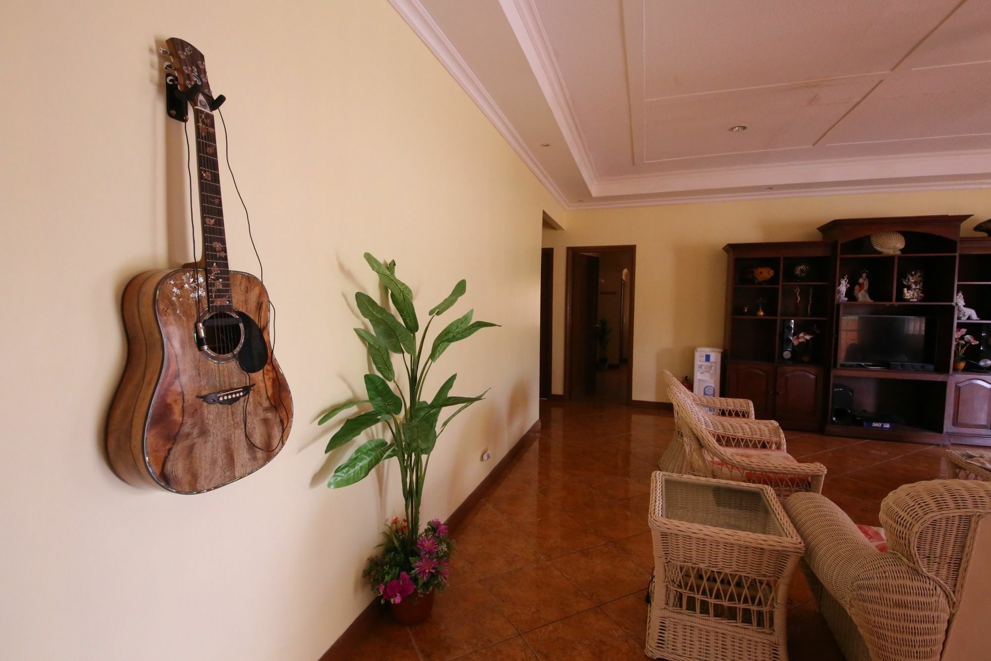 Dee Guesthouse White Sands Мактан Екстериор снимка
