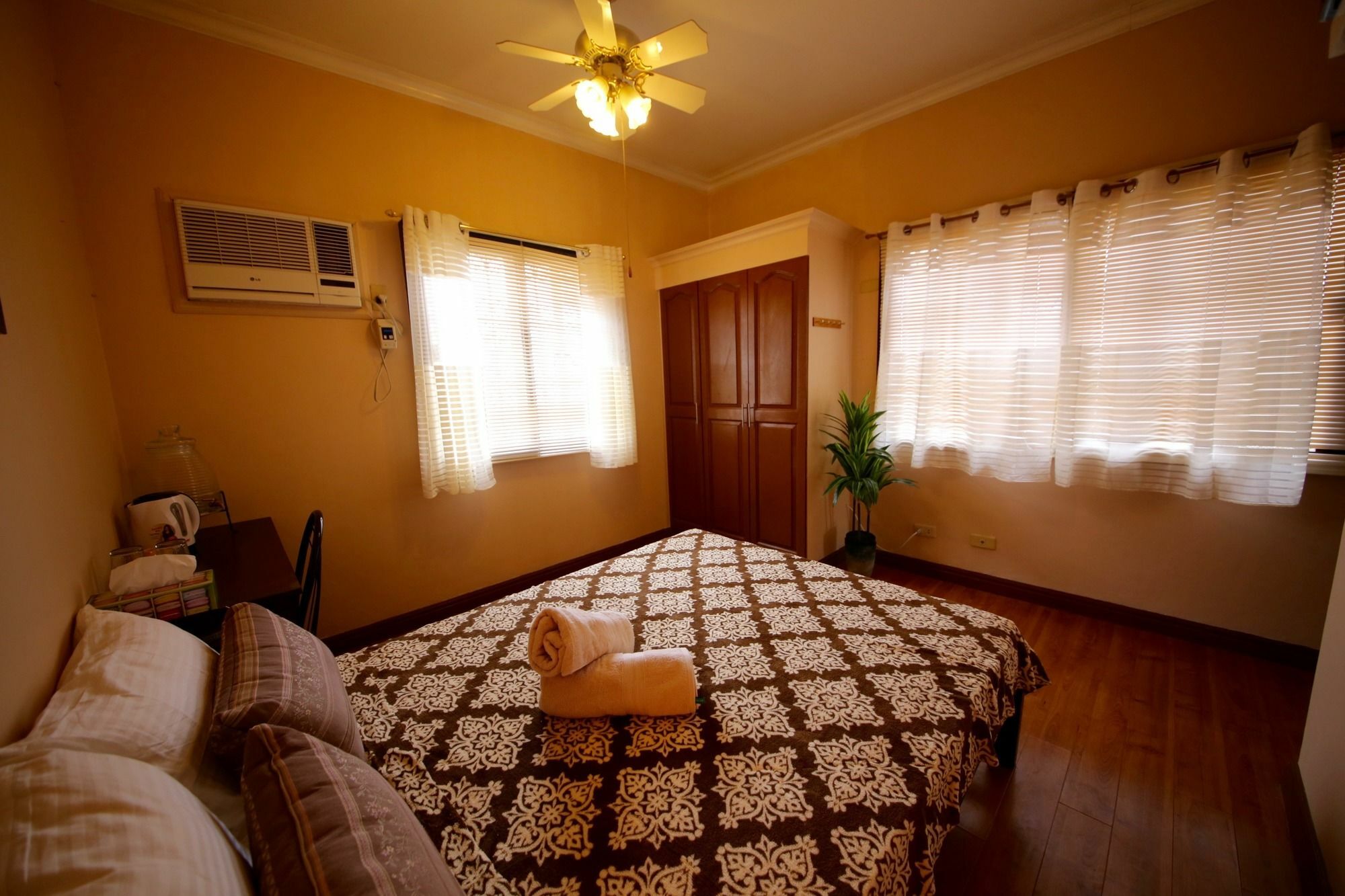 Dee Guesthouse White Sands Мактан Екстериор снимка